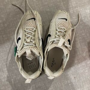 Nike Stussy Sneakers